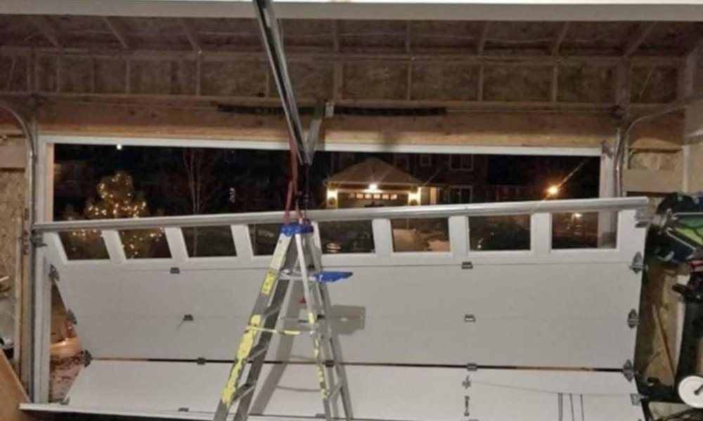 Residential Garage Door Repair & Maintenance